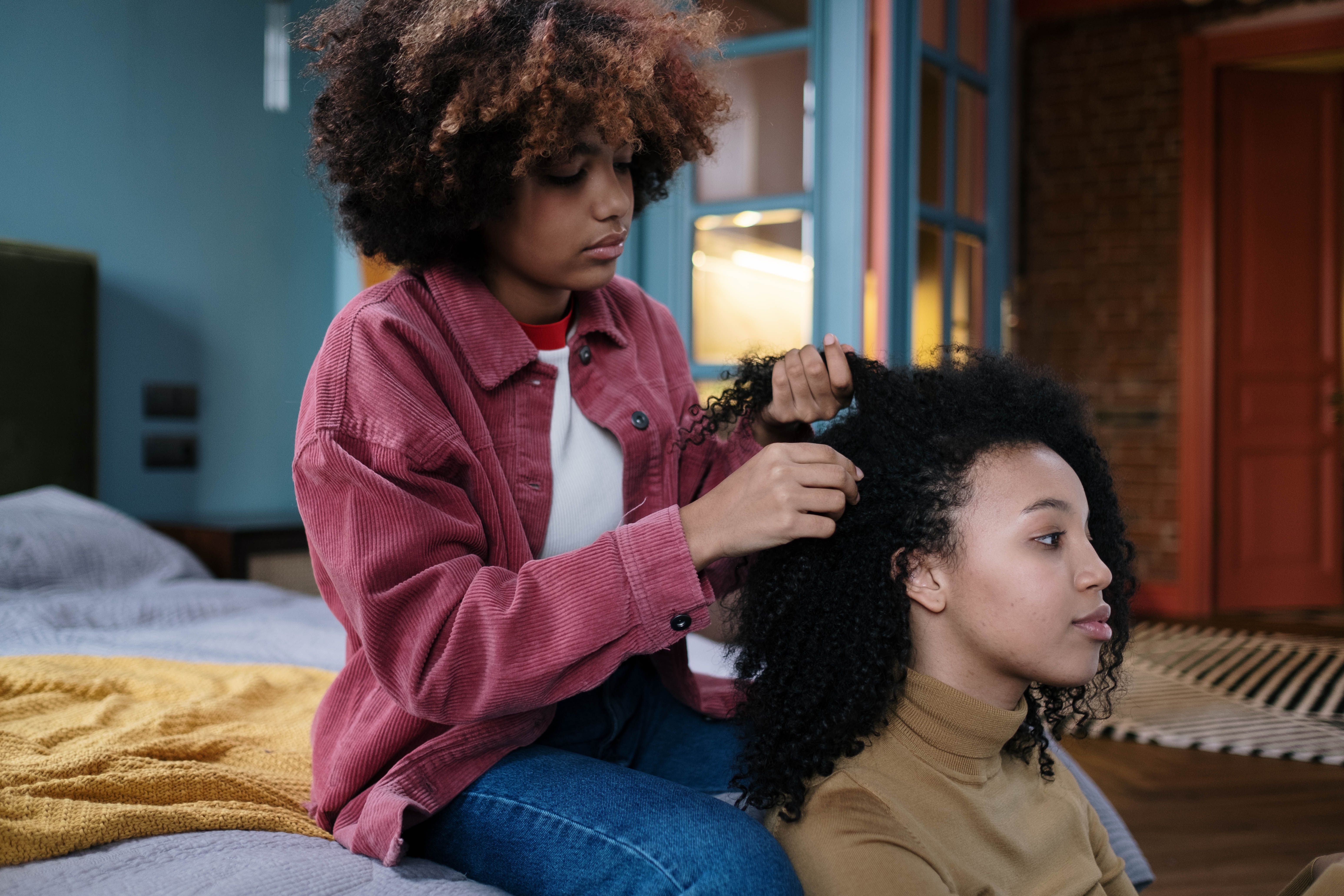 Leave-in conditioners for curly hair